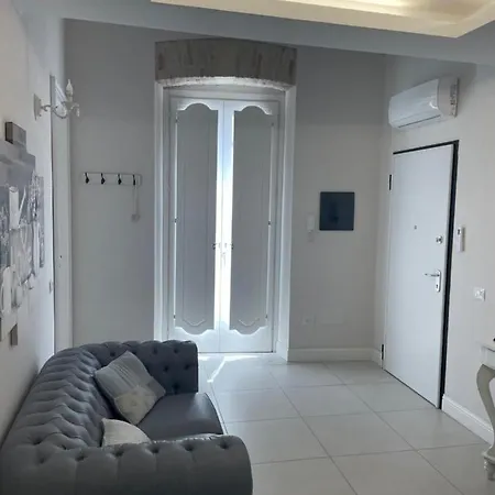 Apartament Enry White House Cagliari